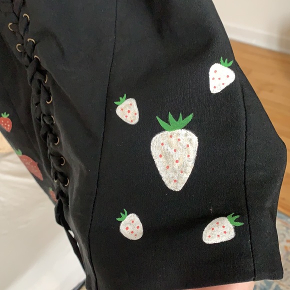 Hand painted top - Picture 2 of 4